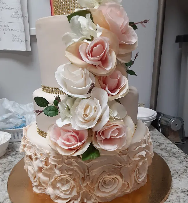 Vivis Cake Picture 1