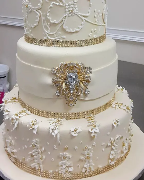 Vivis Cake Picture 3