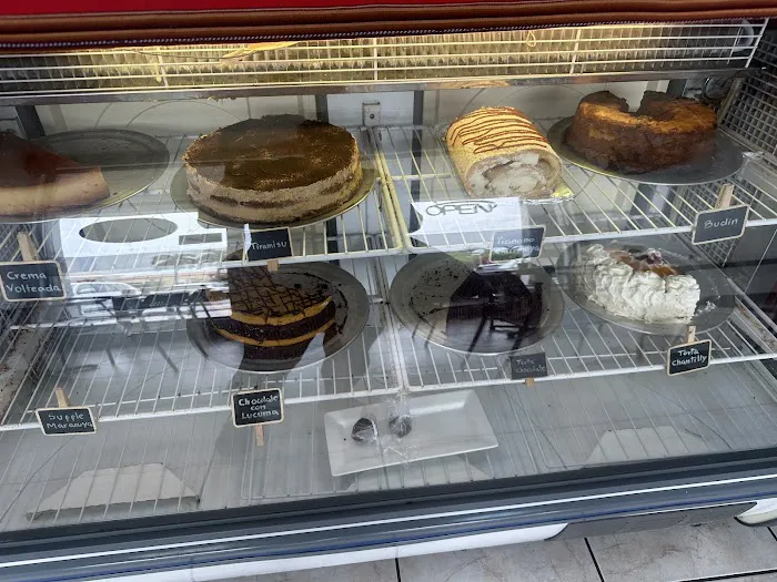Miski Bakery & Cafe Picture 8