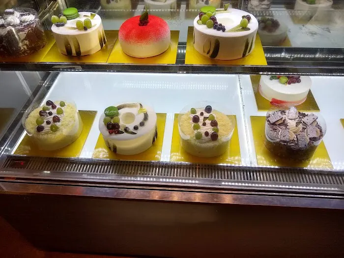 ARI Bakery Cafe Picture 6