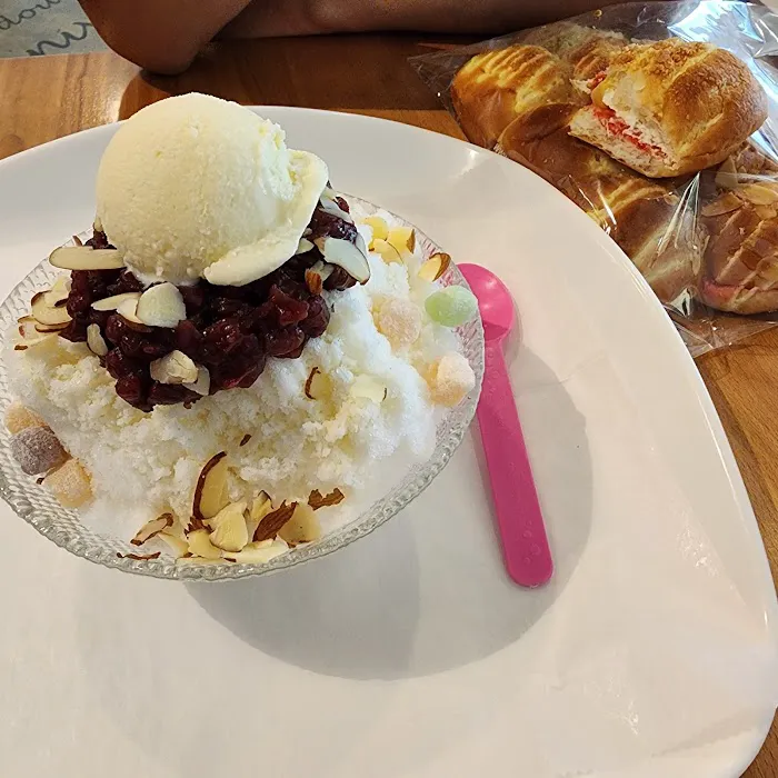 ARI Bakery Cafe Picture 8