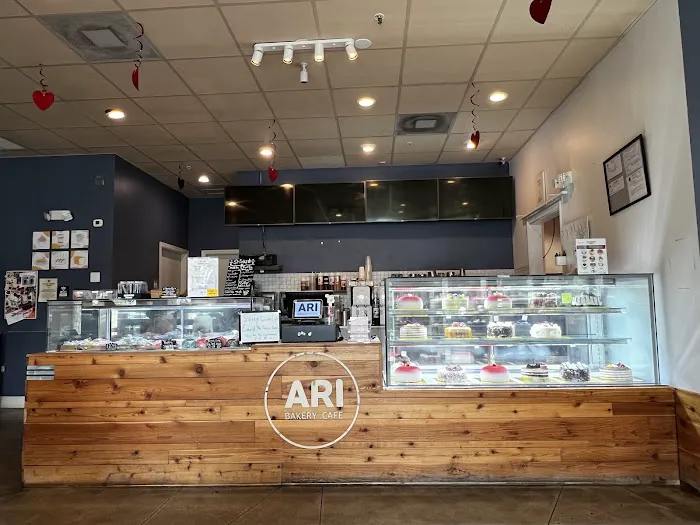 ARI Bakery Cafe Picture 5