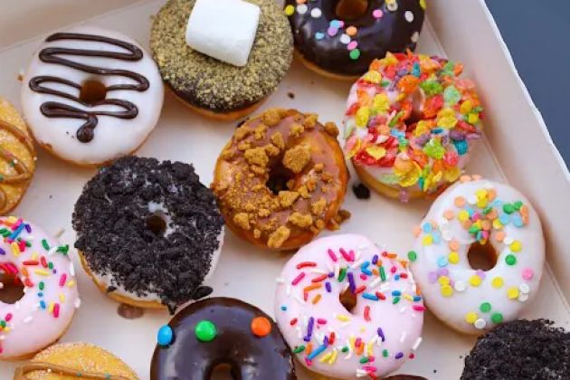 Yonutz Donuts and Ice Cream - Sunrise