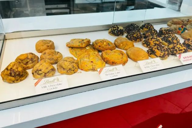 La Boom Bakery - Sawgrass Mills