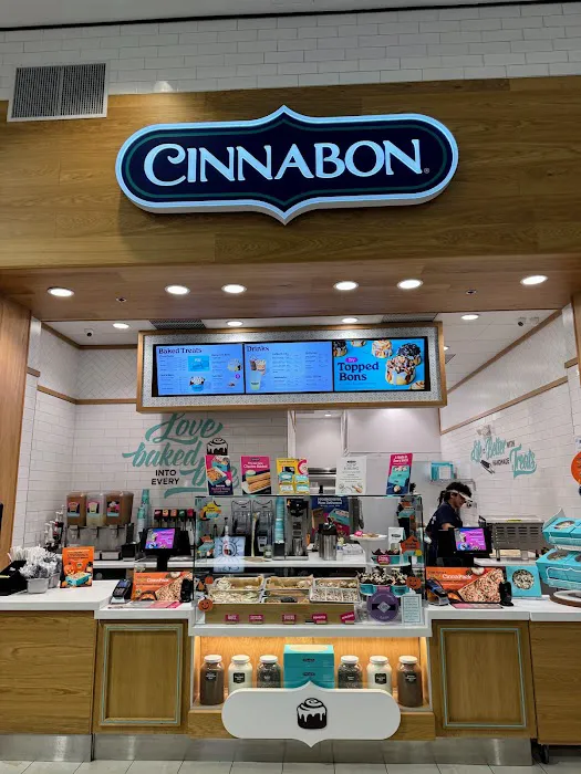 Cinnabon Picture 6