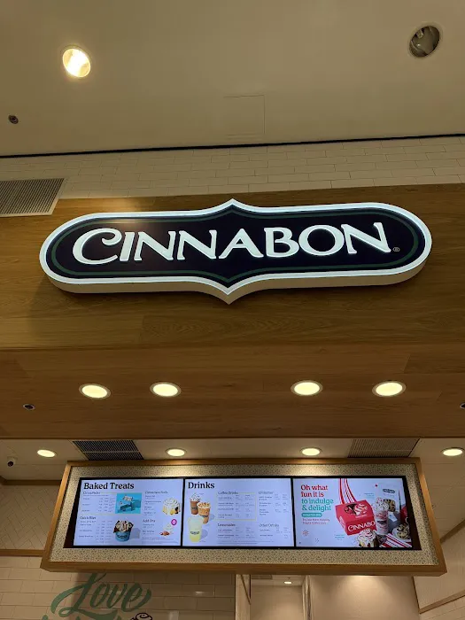 Cinnabon Picture 3
