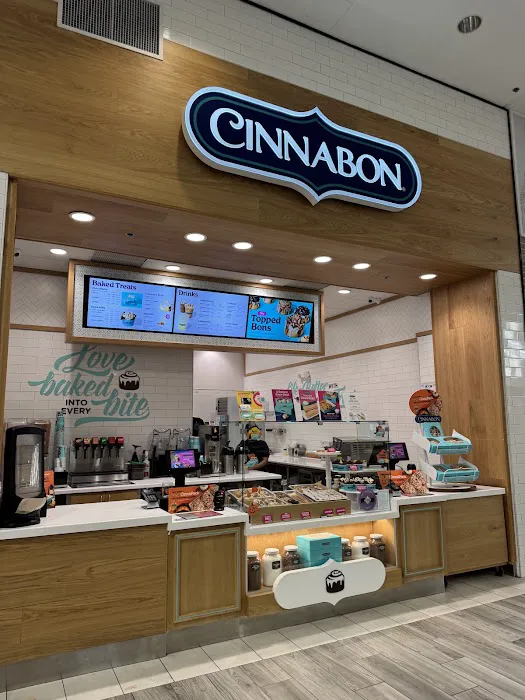 Cinnabon Picture 7