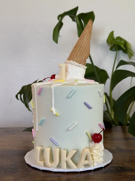 Mood 4 Cakes Picture 9