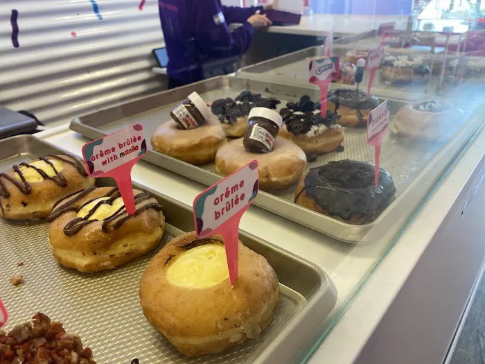 DonutMakers Hollywood Picture 1