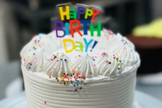 Criscakes Llc