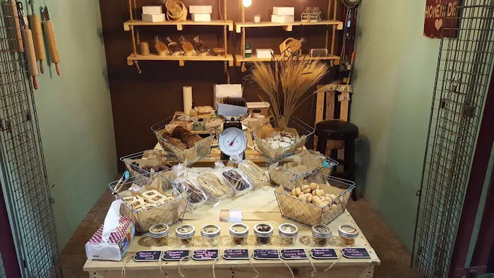 Atmosphere Patisserie Picture 6