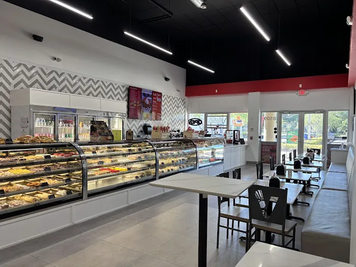Vicky Bakery East Pines Picture 10