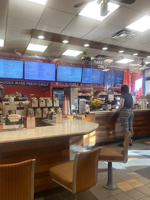 The Hollywood Donut Factory Picture 7
