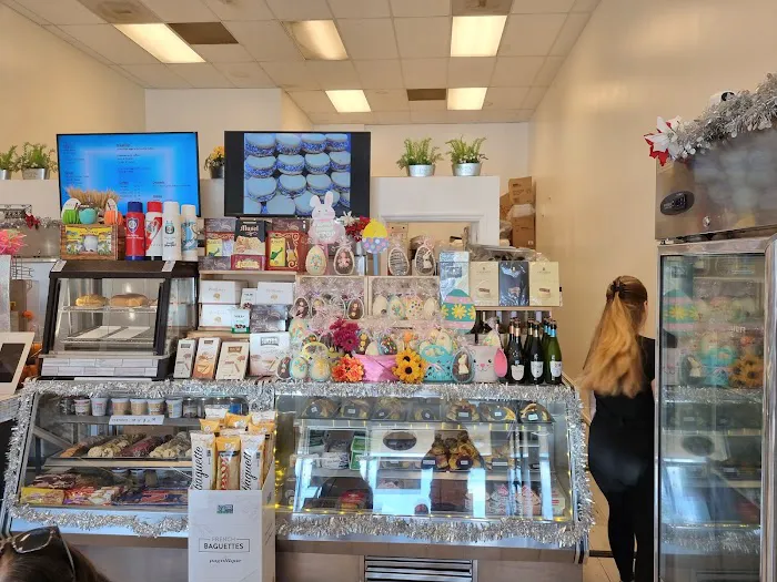 Del Plata Bakery Picture 2