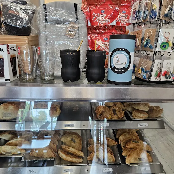 Del Plata Bakery Picture 7