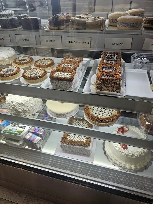 Chocolada Bakery & Cafe Picture 7