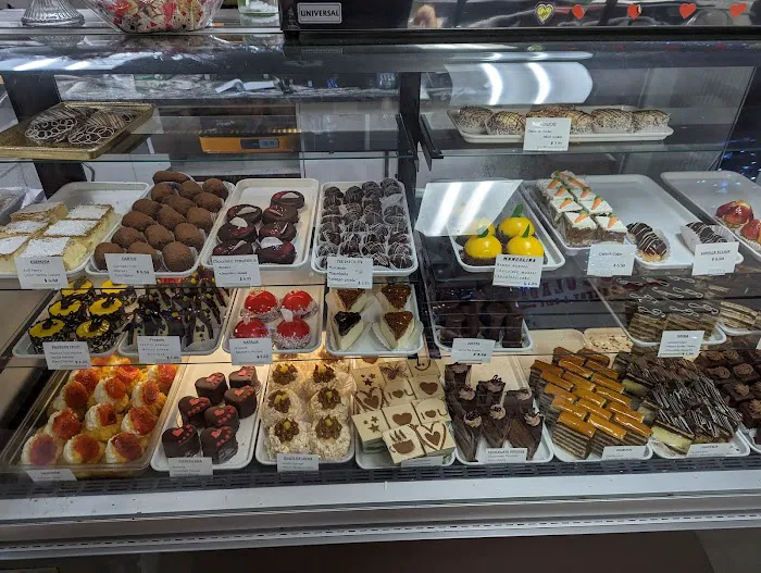 Chocolada Bakery & Cafe Picture 10