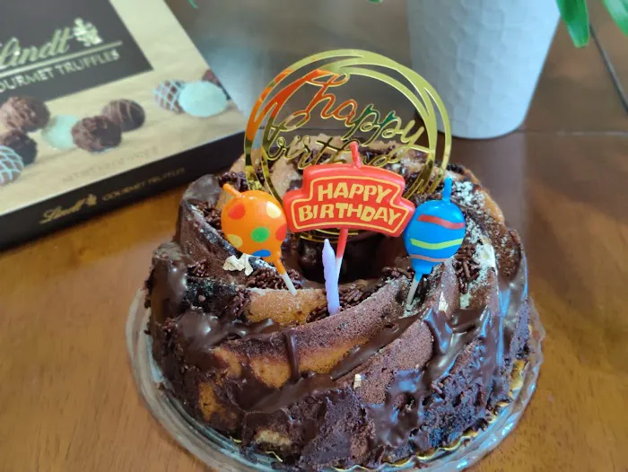 Itsrainingcakes Picture 1