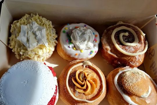 Mojo Donuts