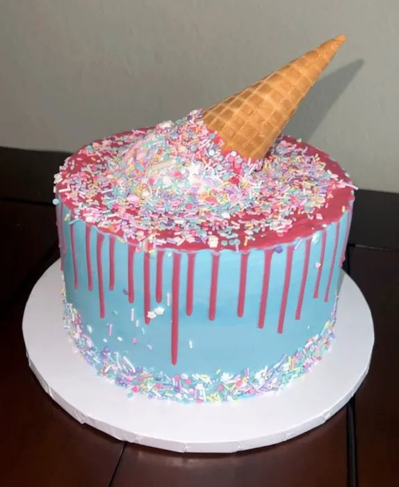 Bel Fanm Cafe-Custom Cakes & Sweets Picture 10
