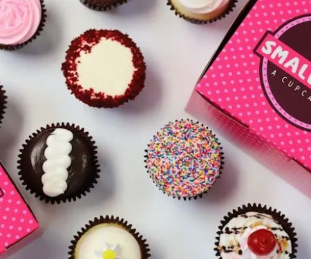 Smallcakes Cupcakery