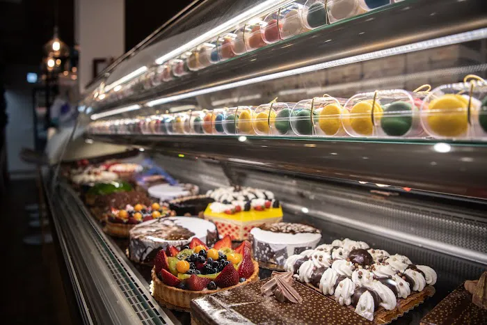 Bonjour French Bakery & Cafe - Pembroke Pines Picture 7