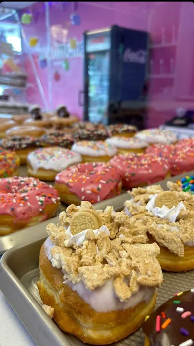 DonutMakers Hallandale Picture 3