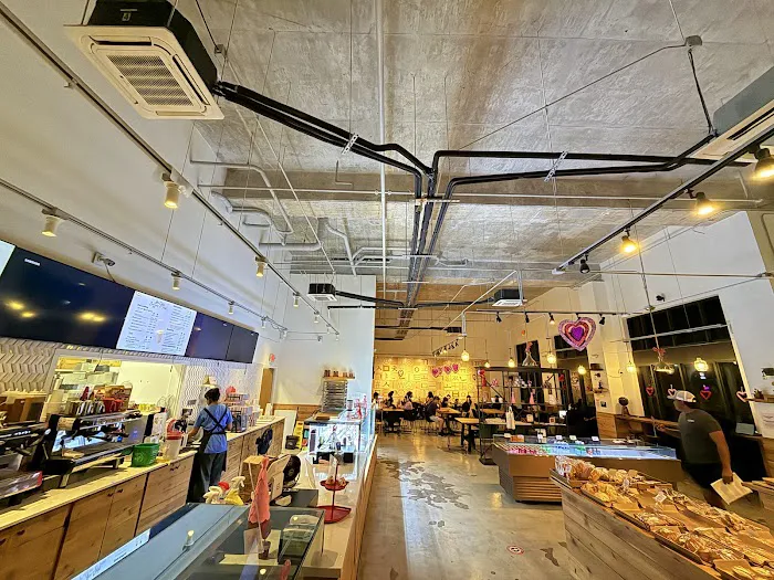 ARI Bakery Cafe Picture 9