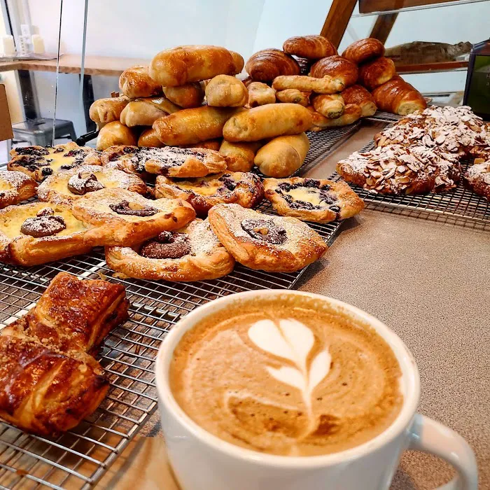 The Artisan Bite Picture 3