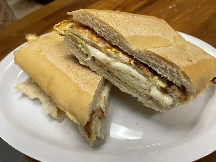 Victor's Bakery Picture 9