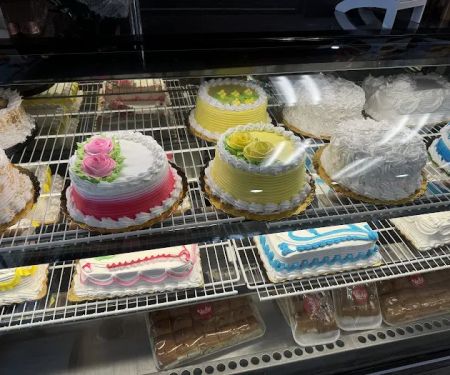Vicky Bakery West Pines