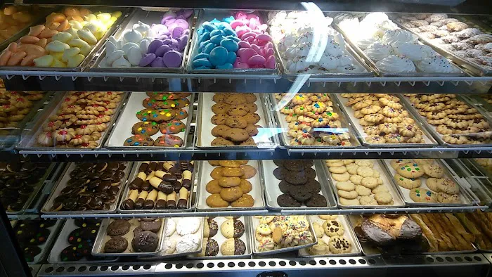 Ampy Bakery Picture 6