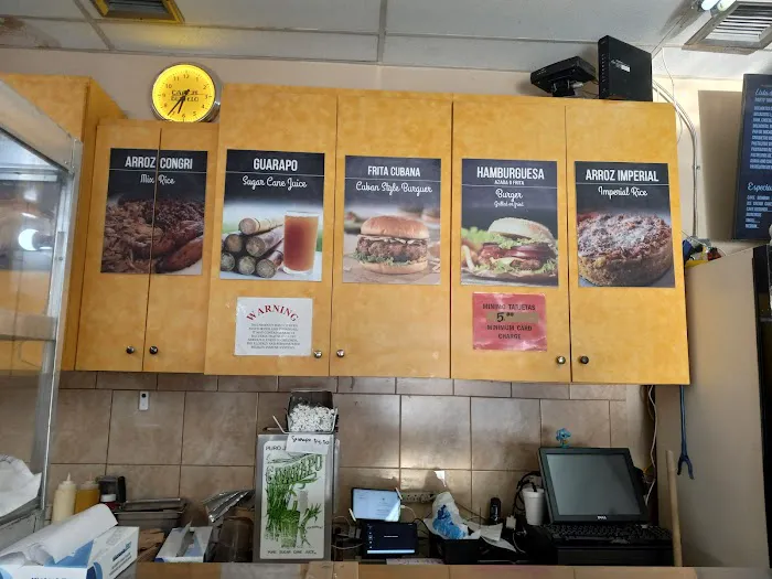 Oasys Bakery & Latin Cafeteria Picture 1