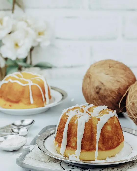 Happy Island Rum Cakes Picture 2