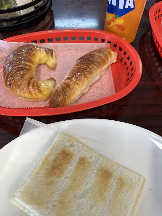 El Rinconcito Argentino Bakery Picture 10