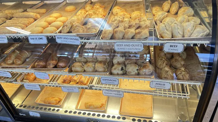 El Rinconcito Argentino Bakery Picture 3