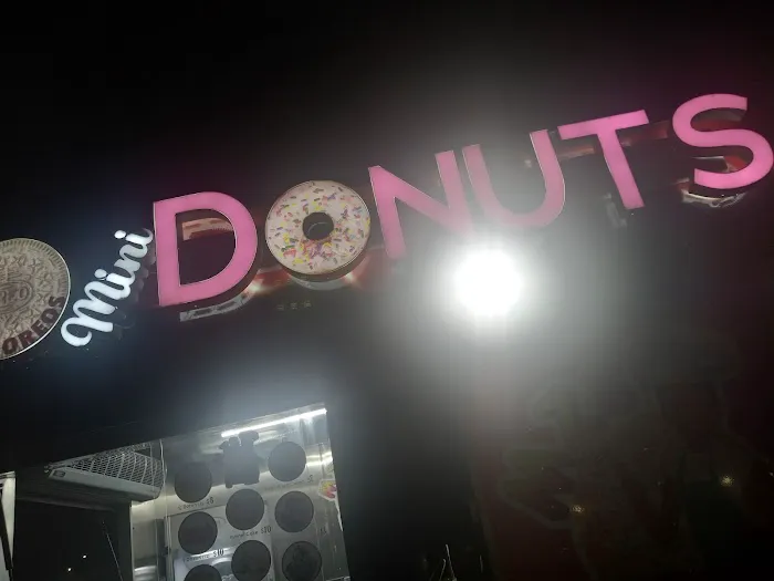 MZs Mini Donuts Picture 1