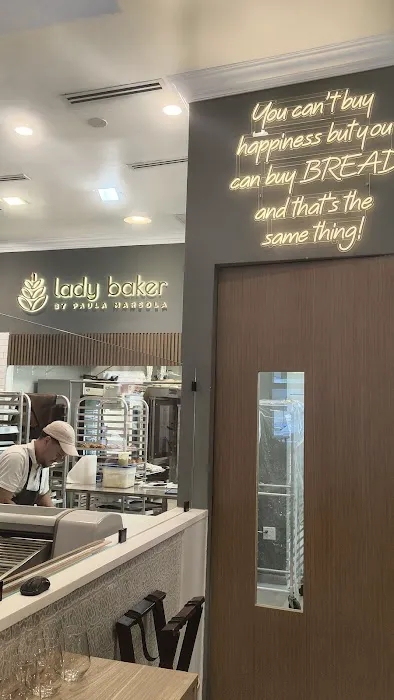 Lady Baker Picture 8