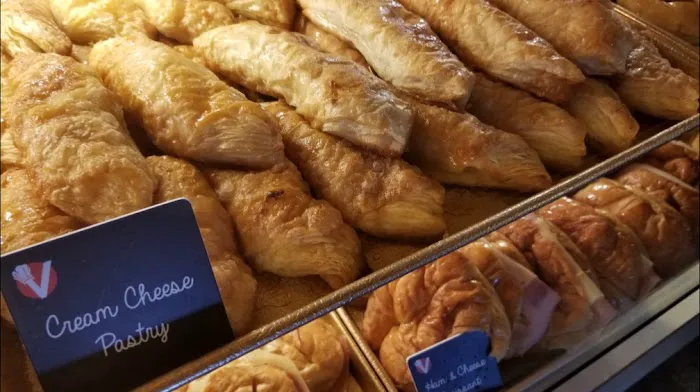 Vicky Bakery Miramar Picture 8