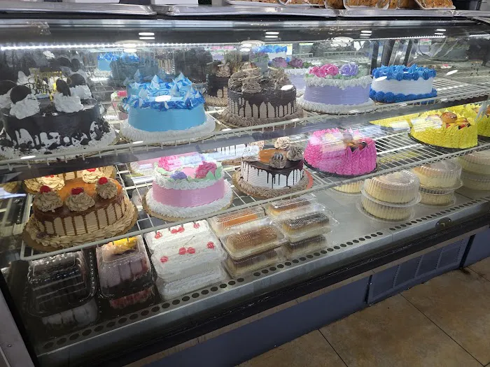 La Catalana Bakery & Restaurant Picture 6