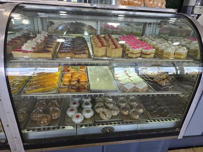 La Catalana Bakery & Restaurant Picture 8