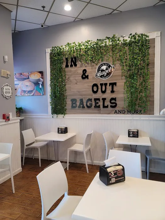 In & Out Bagels Kosher Cholov Israel Pas Isroel Picture 9