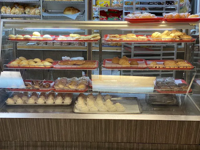 Los Balkanes Bakery Picture 6