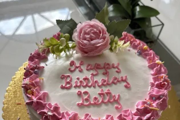 Cakes by Cary