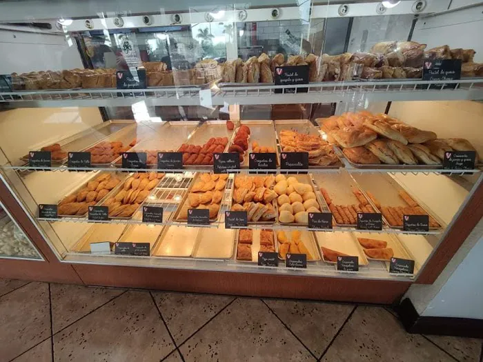 Vicky Bakery Miami Gardens Picture 5