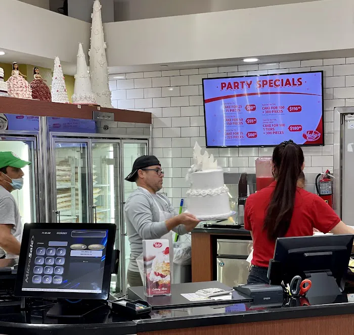 Vicky Bakery Miami Gardens Picture 3