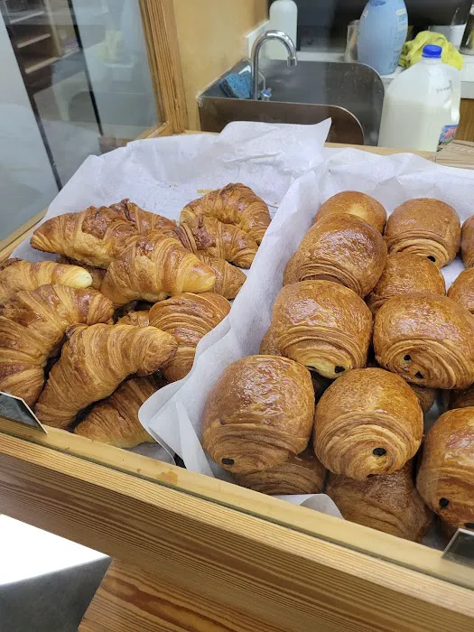 La Parisienne Bakery LLC Picture 8
