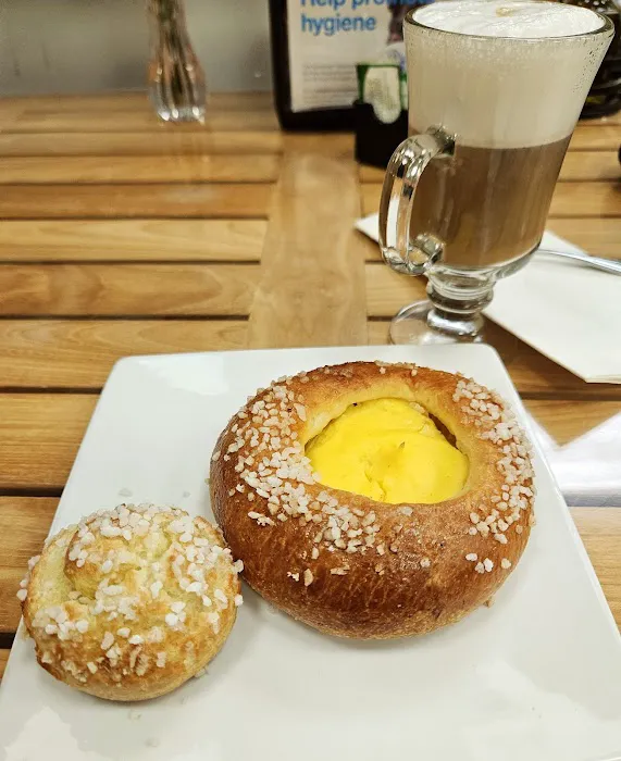 La Parisienne Bakery LLC Picture 2