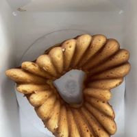 So Into Bundts ico