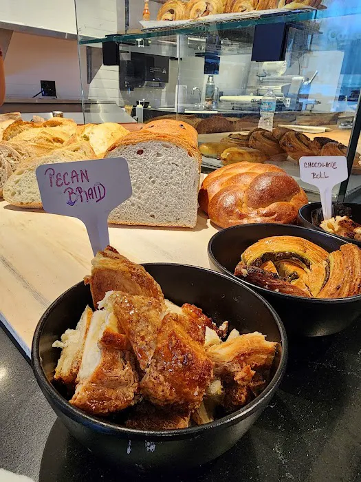 Golden Crust - Artisan Bakery Picture 6